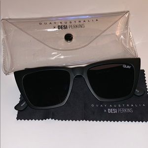 QUAY X DESI PERKINS DONT @ ME SUNGLASSES